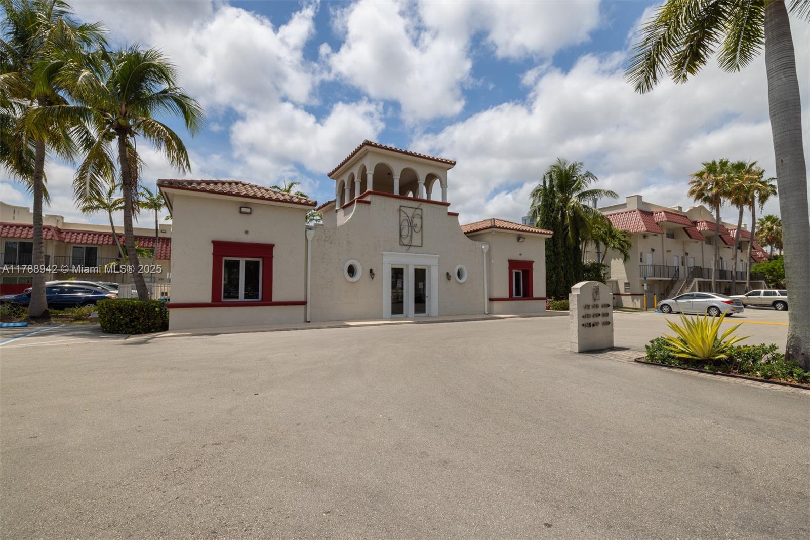 6707 N Kendall Dr #105, Pinecrest, Florida image 11