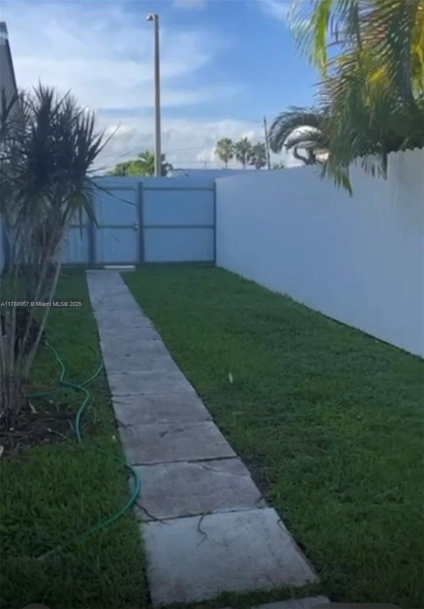 10720 SW 63 ST #1 For Sale A11788957, FL