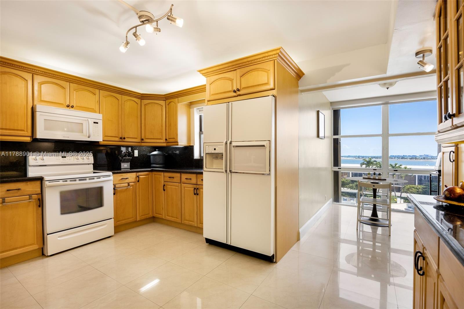 Property photo # 7