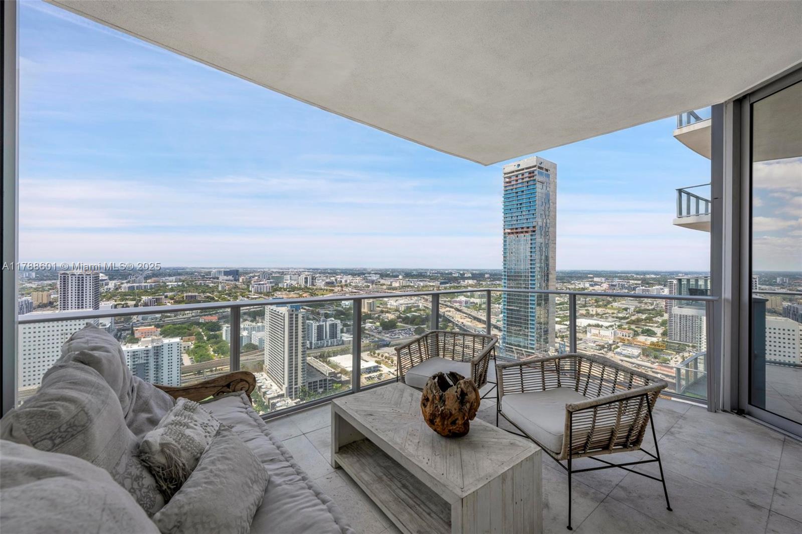 851 NE 1st Ave #3708, Miami FL 33132