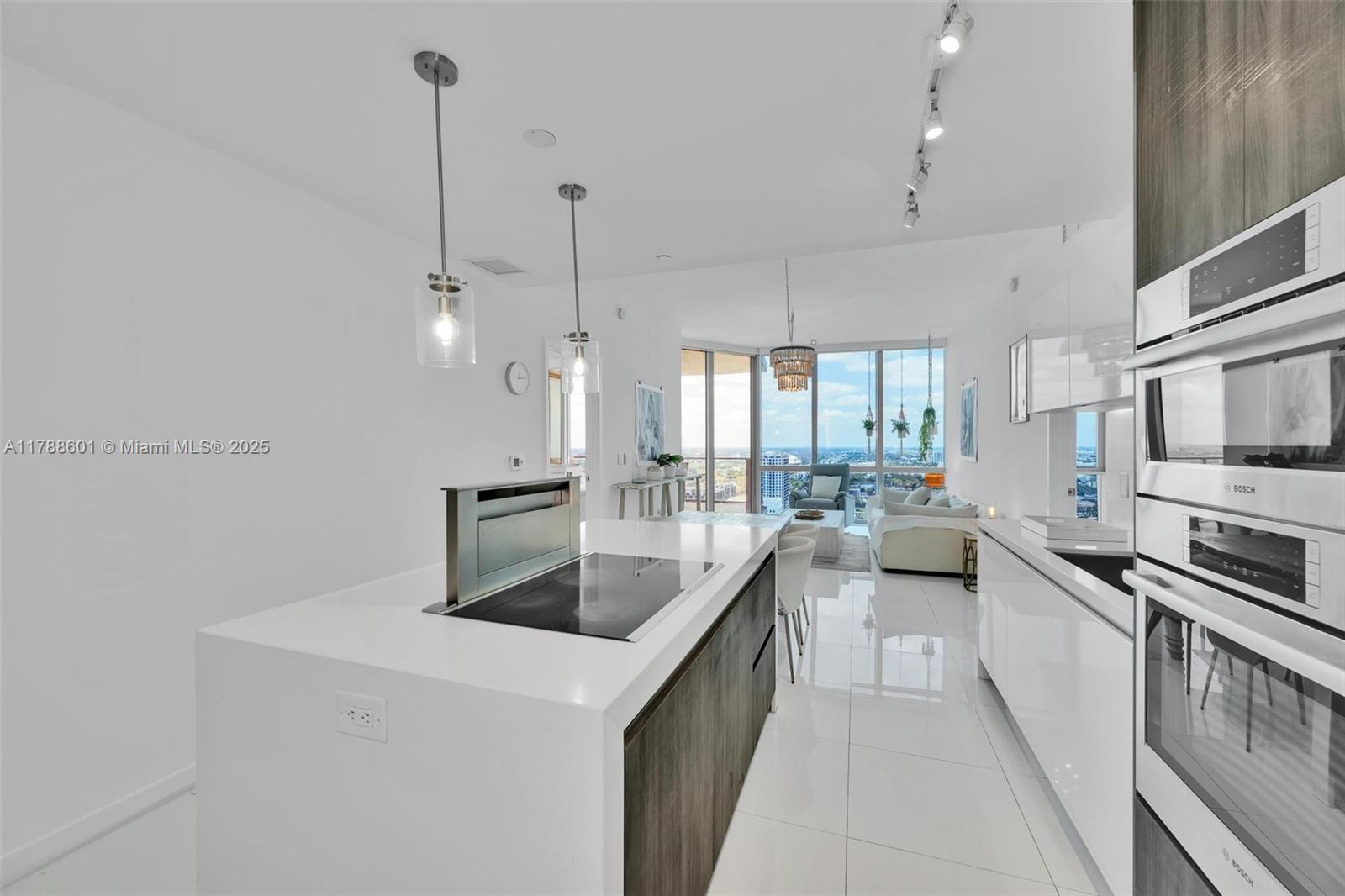 851 NE 1st Ave #3708, Miami FL 33132