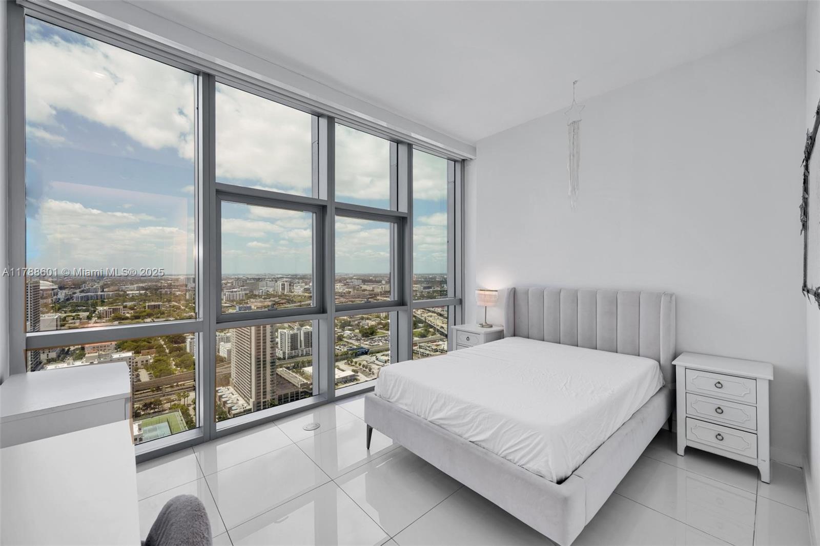 851 NE 1st Ave #3708, Miami FL 33132
