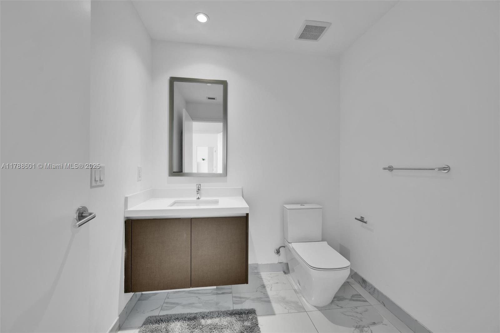 851 NE 1st Ave #3708, Miami FL 33132