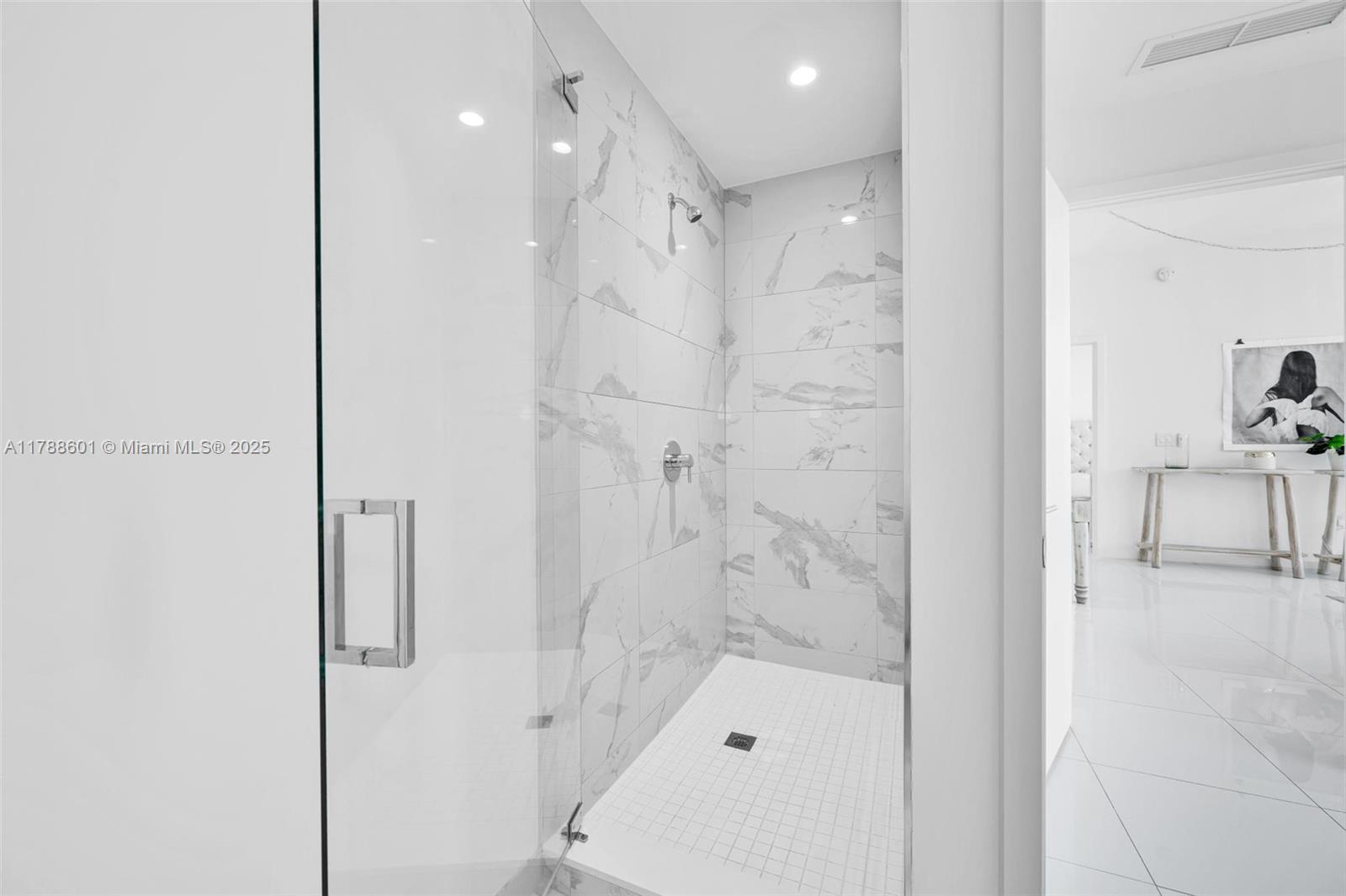 851 NE 1st Ave #3708, Miami FL 33132