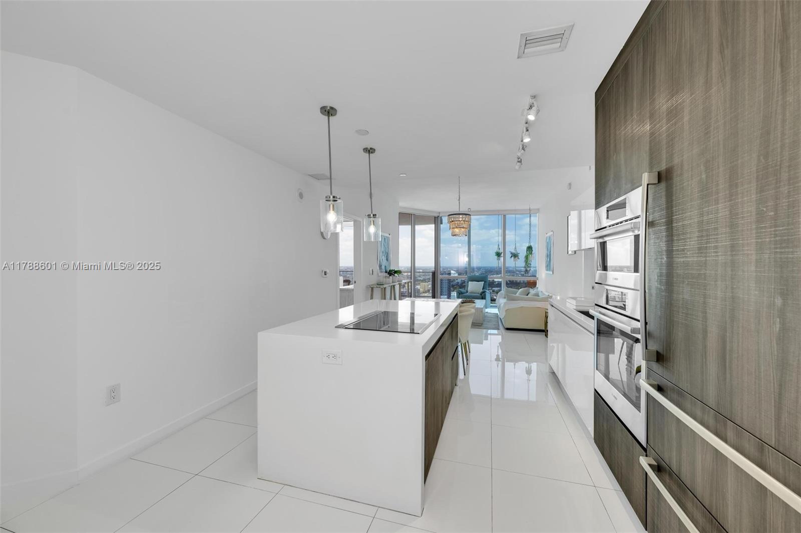 851 NE 1st Ave #3708, Miami FL 33132