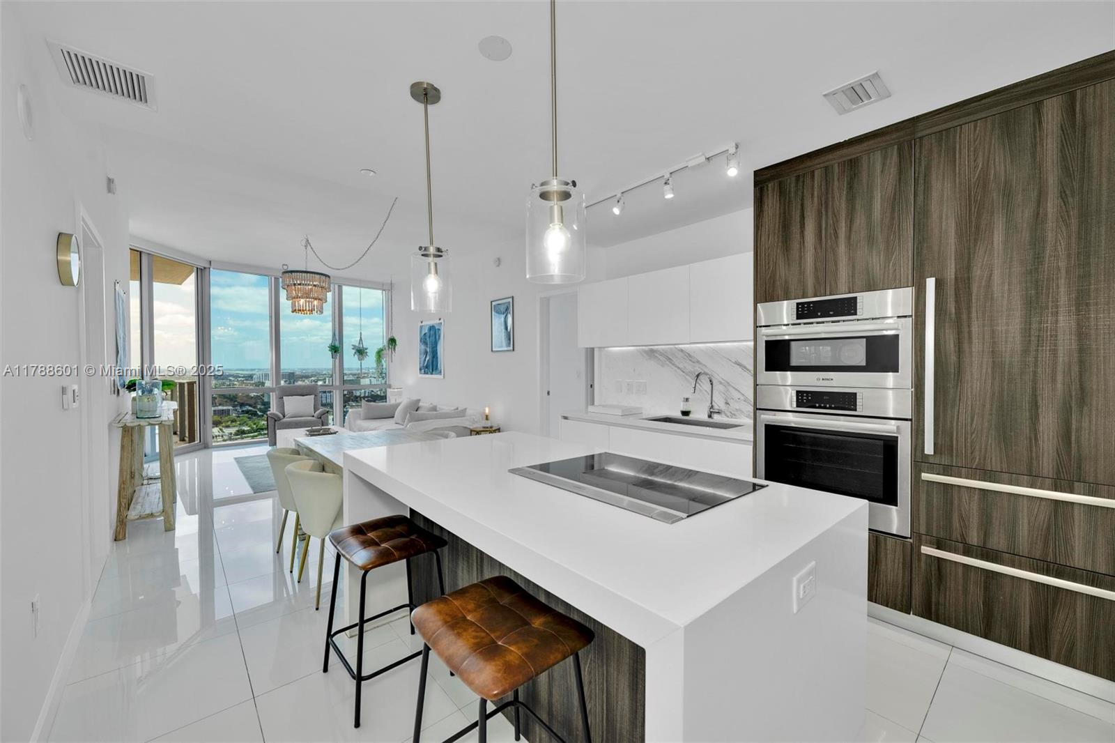 851 NE 1st Ave #3708, Miami FL 33132