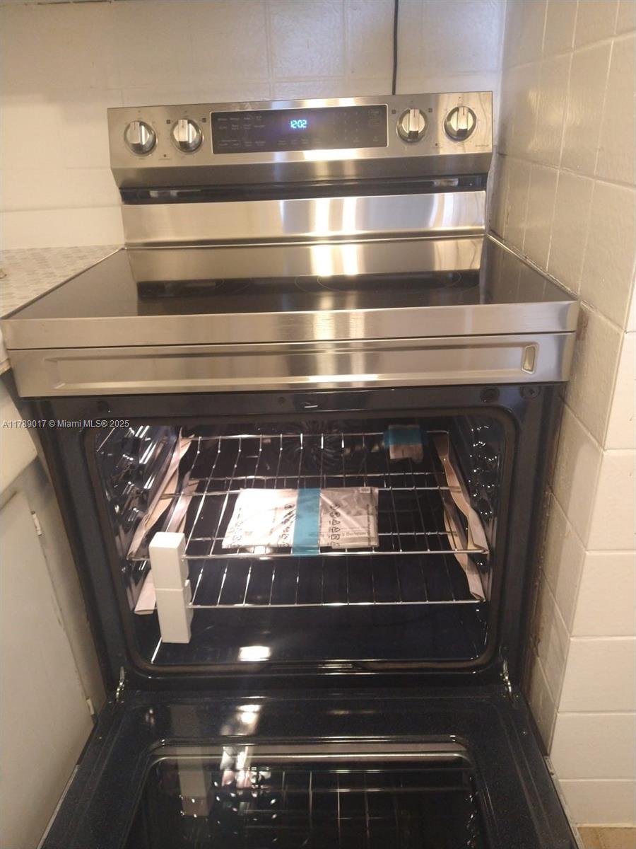 Property photo # 9
