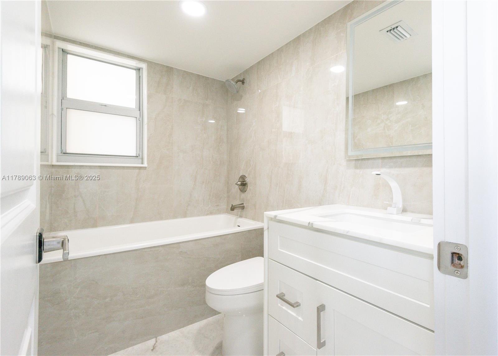 1811 Jefferson St #509, Hollywood, Florida image 11