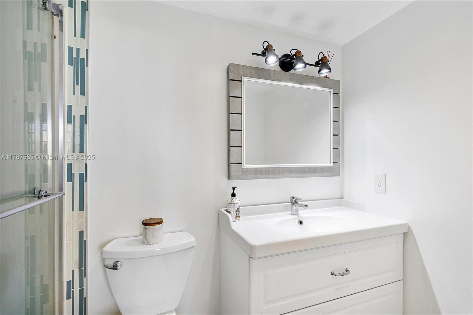 441 SE 3 Rd. St. #302, Dania Beach, Florida image 10
