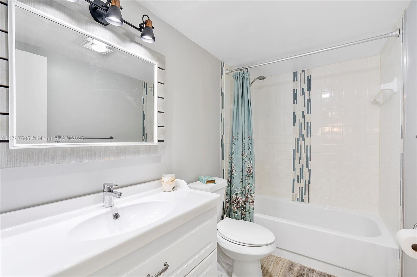 441 SE 3 Rd. St. #302, Dania Beach, Florida image 13