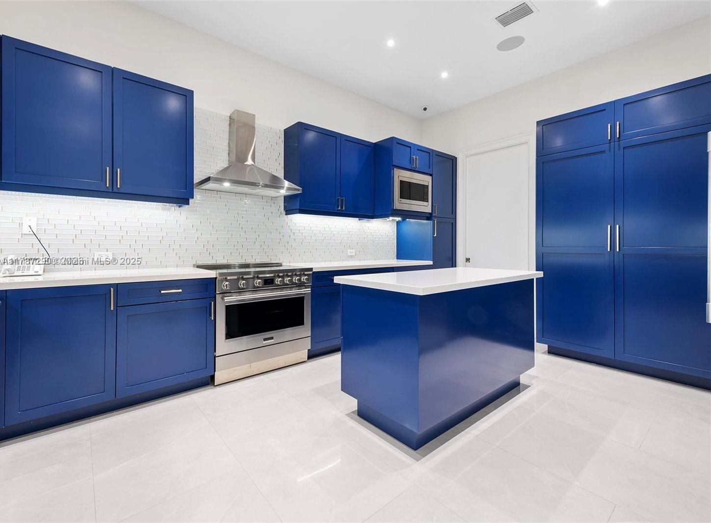 1031 Harbor Ct, Hollywood, Florida image 6