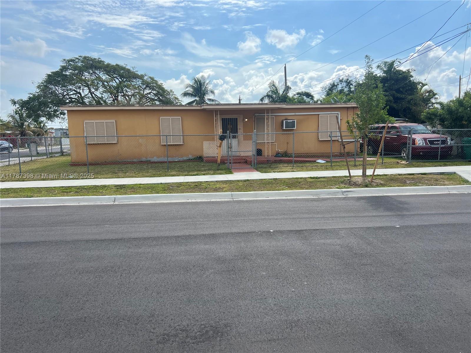 1051 NW 5th Ct, Florida City, Florida image 1