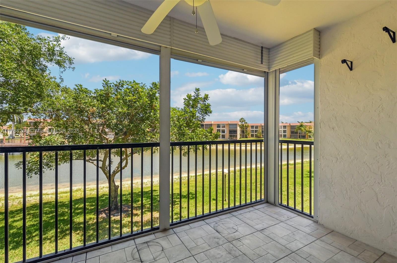 6622 Coral Lake Dr #210, Margate, Florida image 27