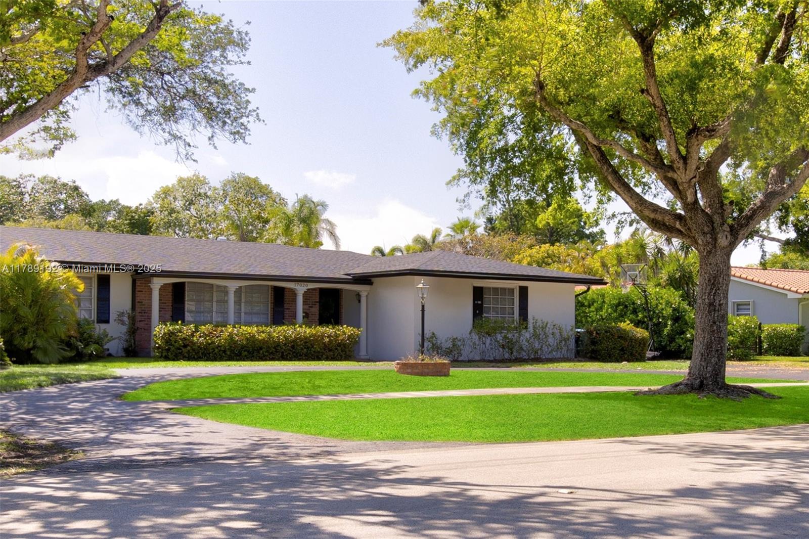 17020 SW 87th Ave, Palmetto Bay, Florida image 1