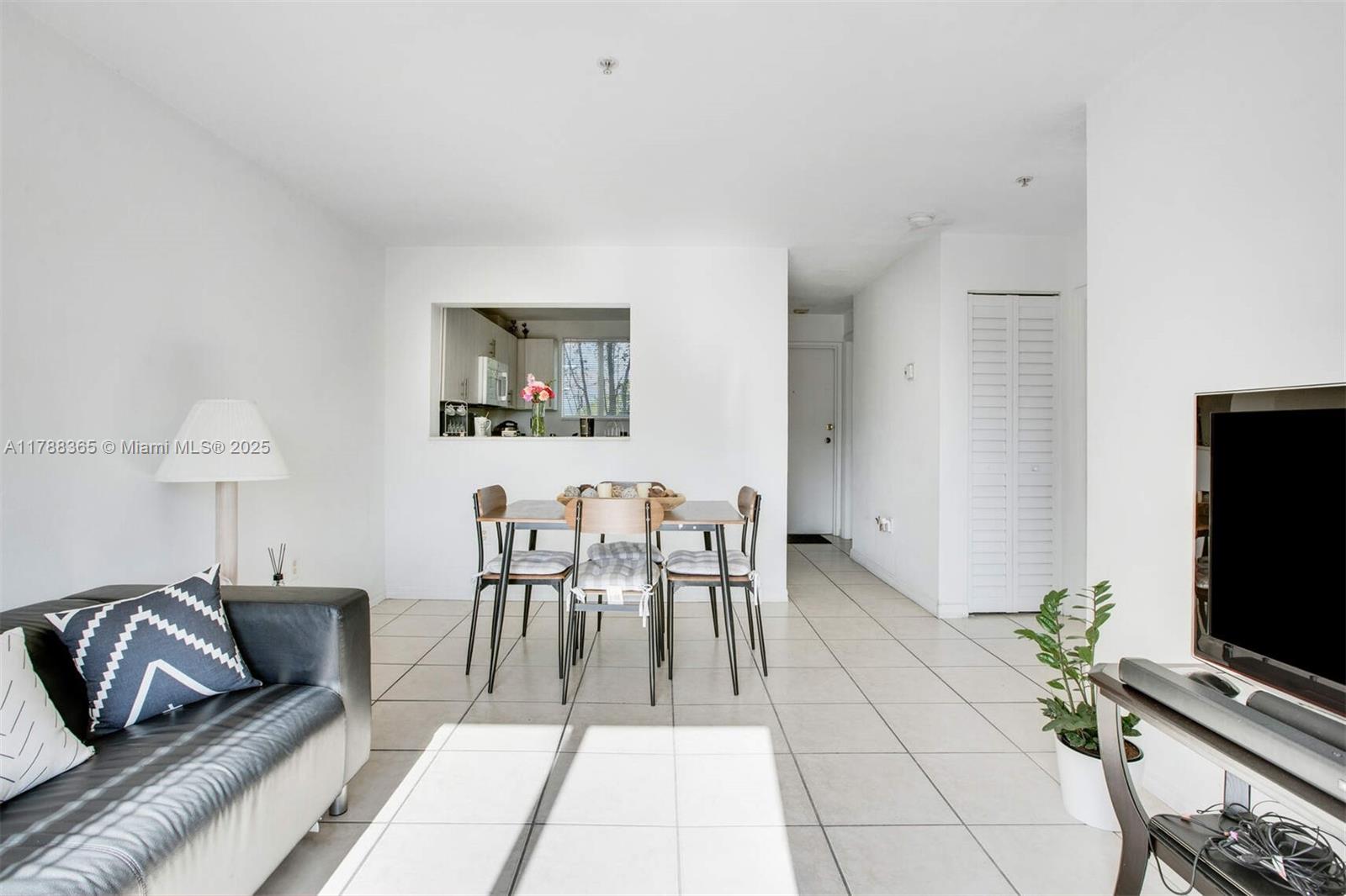 Property photo # 9