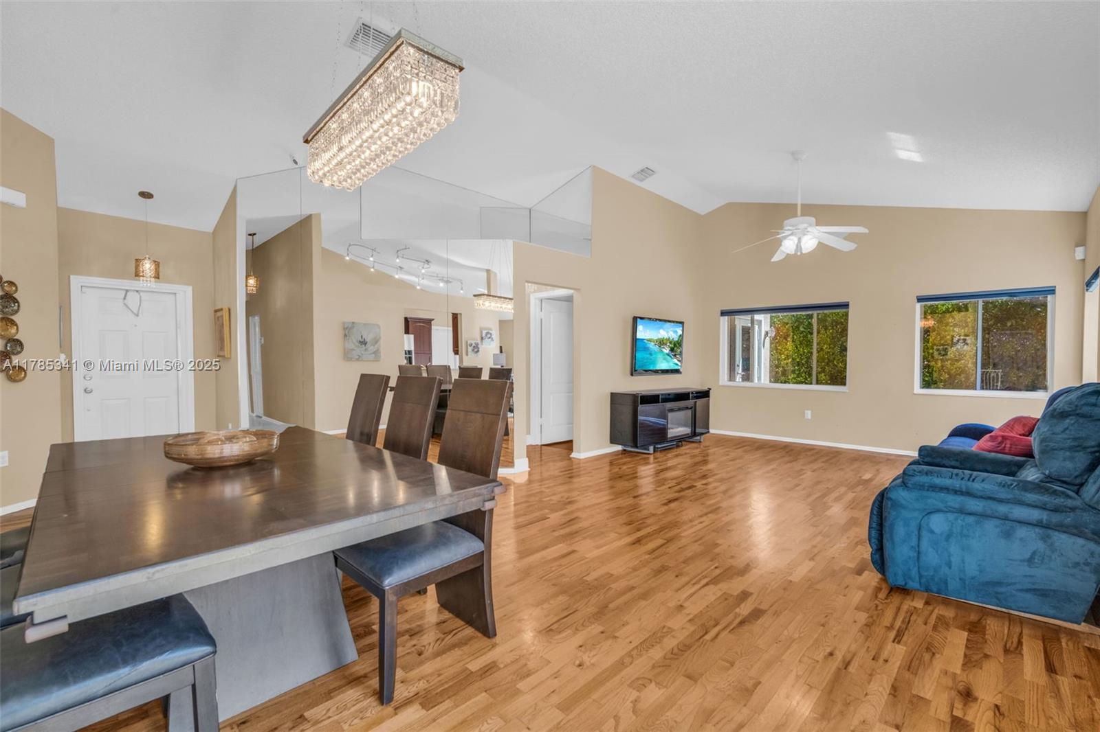 10156 NW 3rd Court, Plantation, Florida image 10