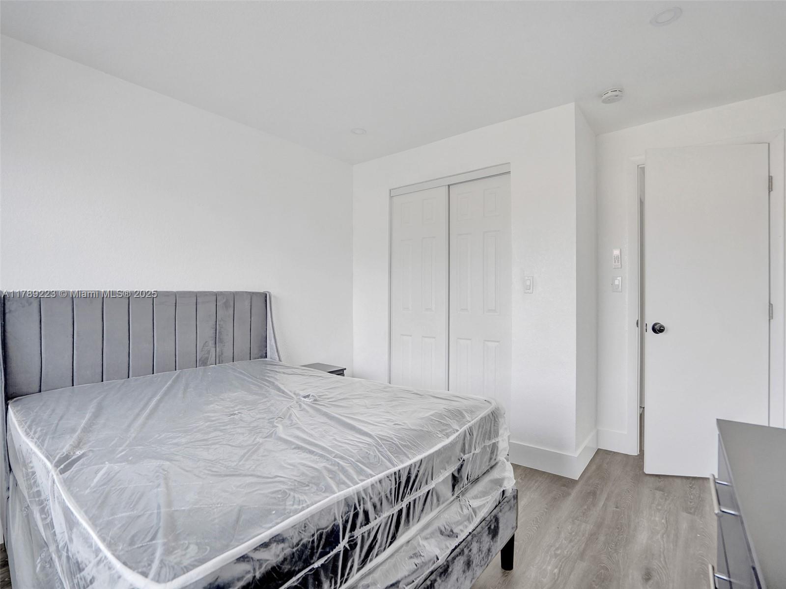 Listing Photo 16