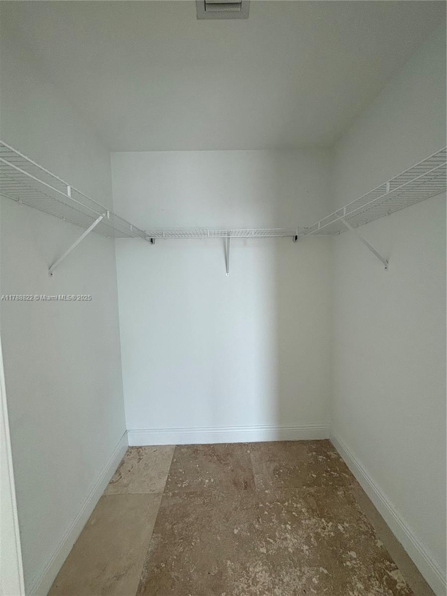 Listing Photo 24