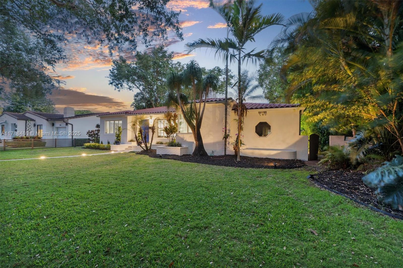 558 NE 94th St, Miami Shores, Florida image 5