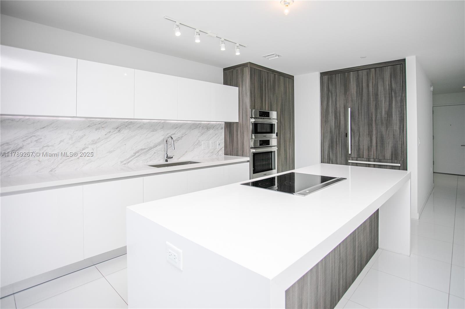 Property photo # 8