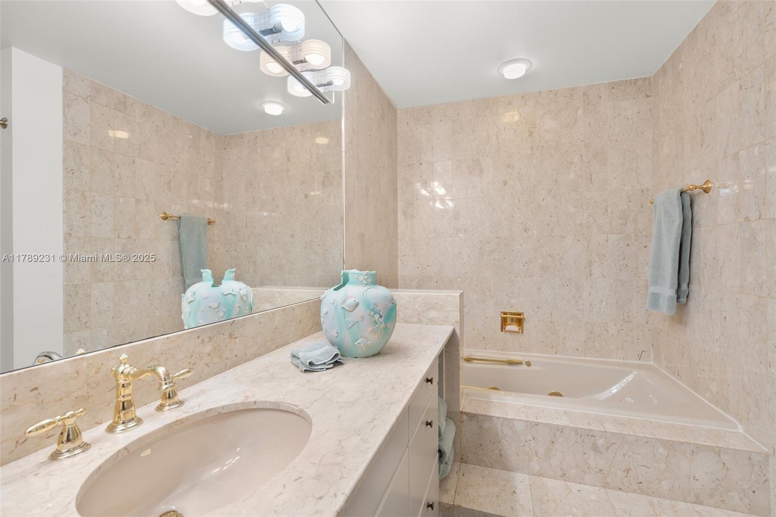 19225 Fisher Island Dr #19225, Fisher Island FL 33109