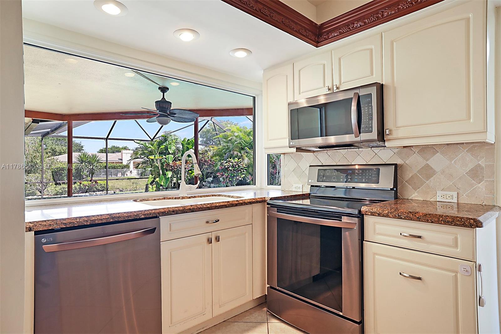 3971 NW 108th Dr, Coral Springs, Florida image 12