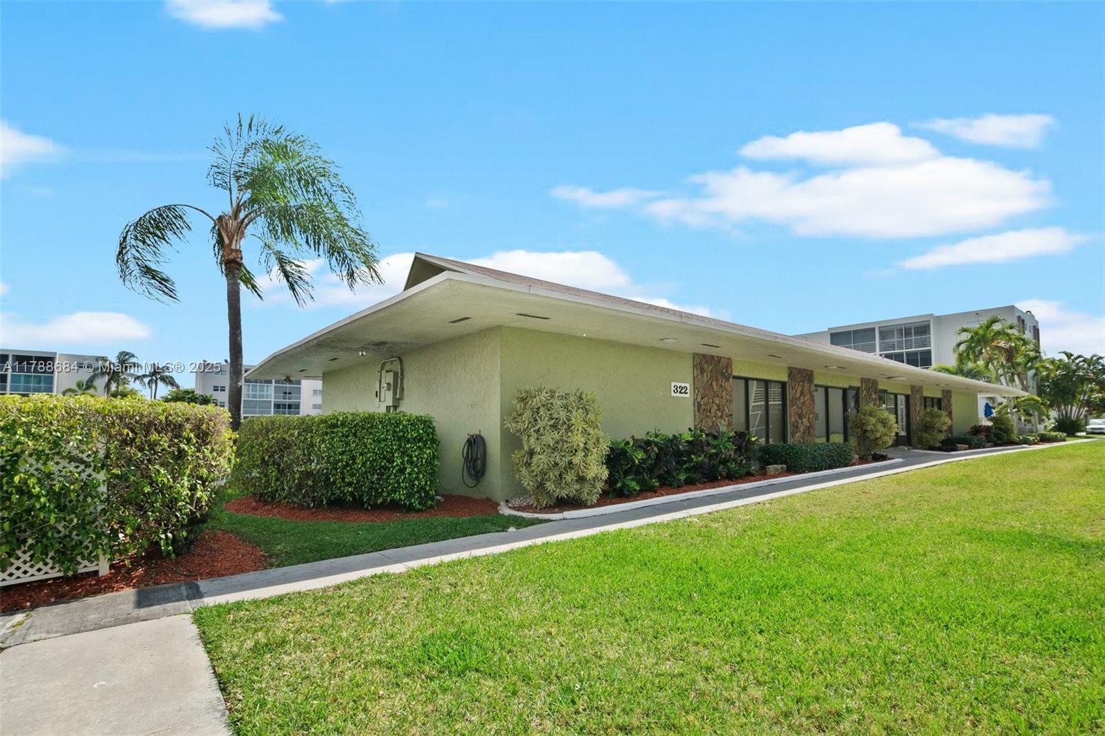 1024 SE 4th Ave #102, Dania Beach, Florida image 15