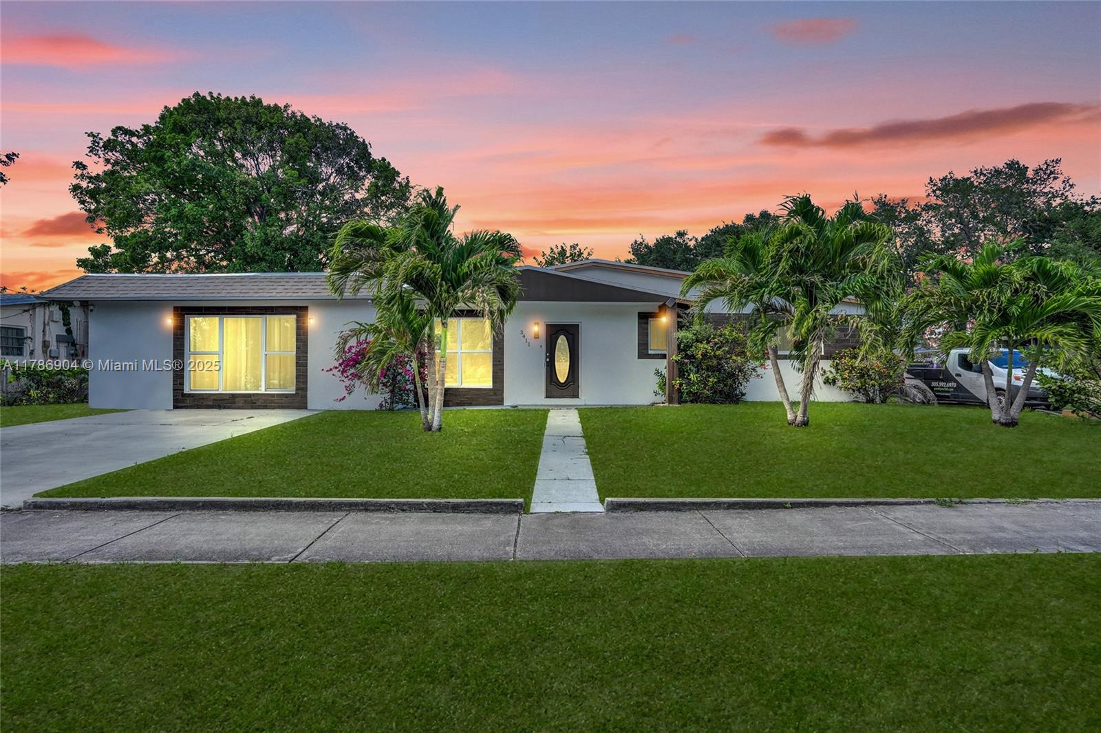3411 SW 36th St, West Park, Florida image 3