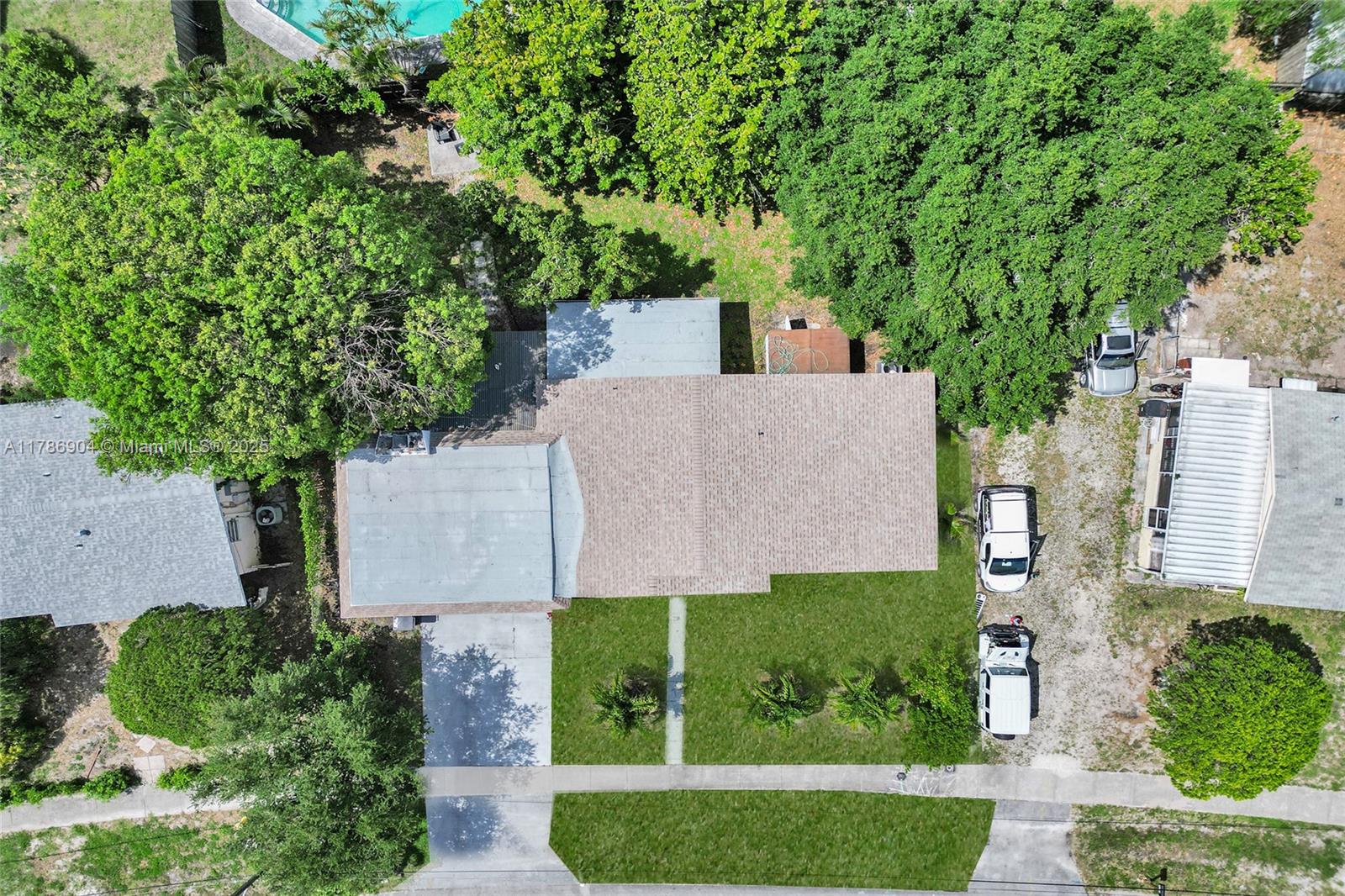 3411 SW 36th St, West Park, Florida image 37