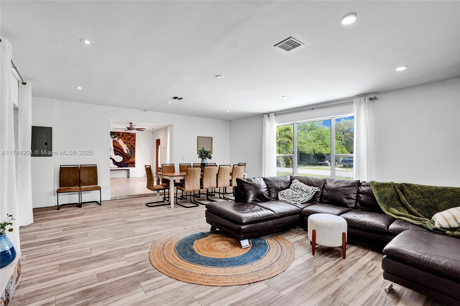 3411 SW 36th St, West Park, Florida image 9