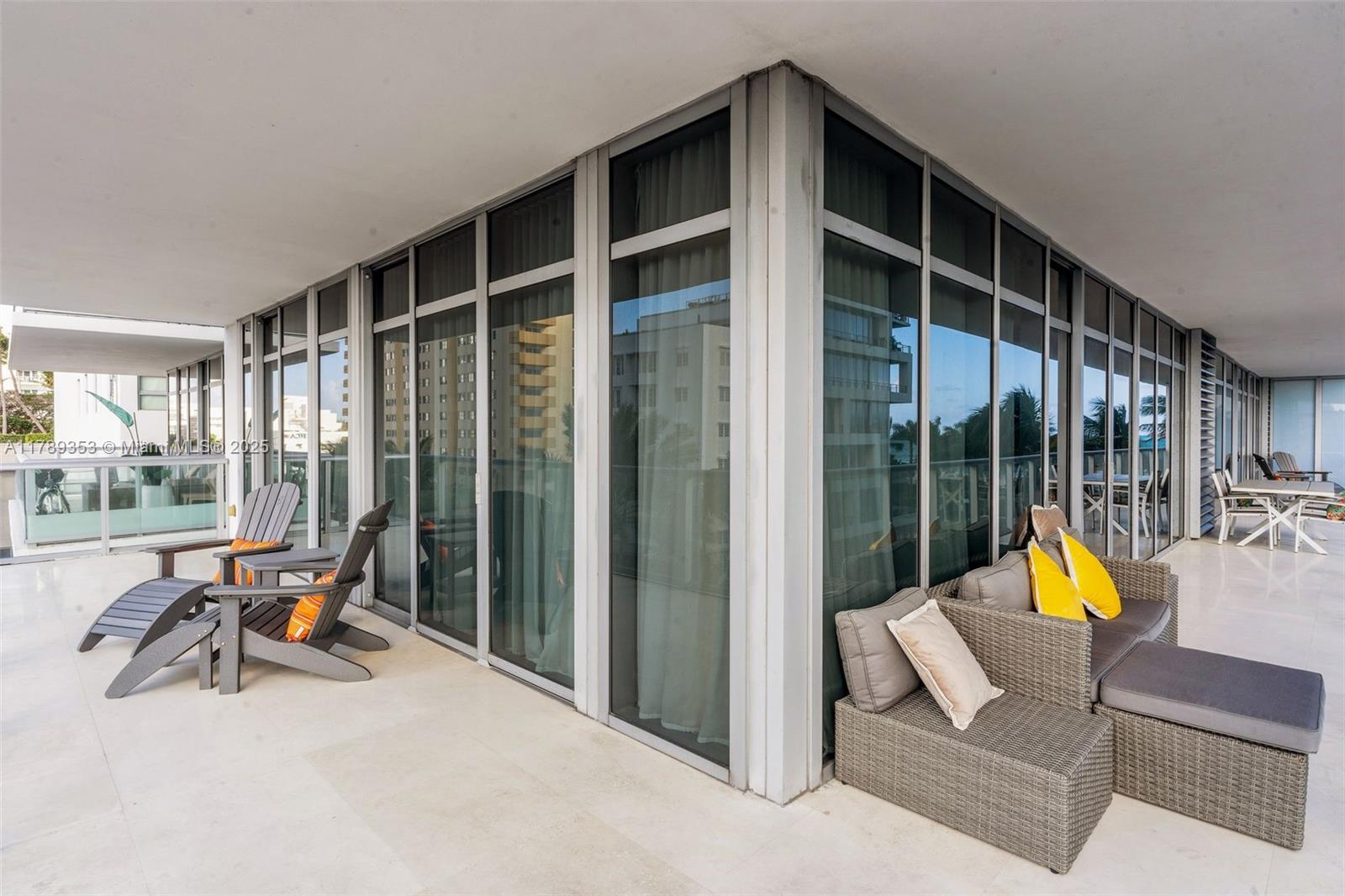 3737 Collins Ave #S-403, Miami Beach FL 33140