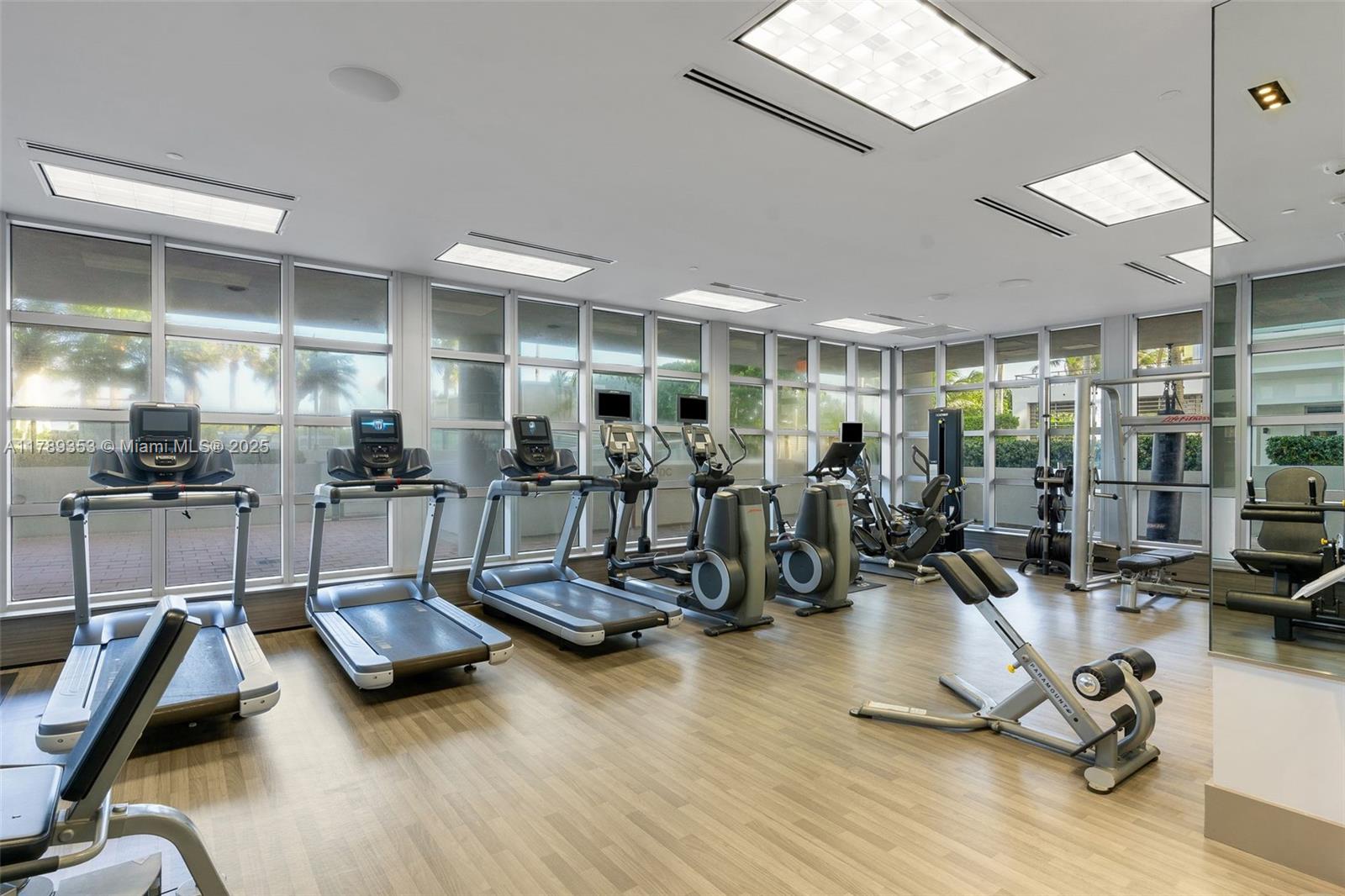 3737 Collins Ave #S-403, Miami Beach FL 33140