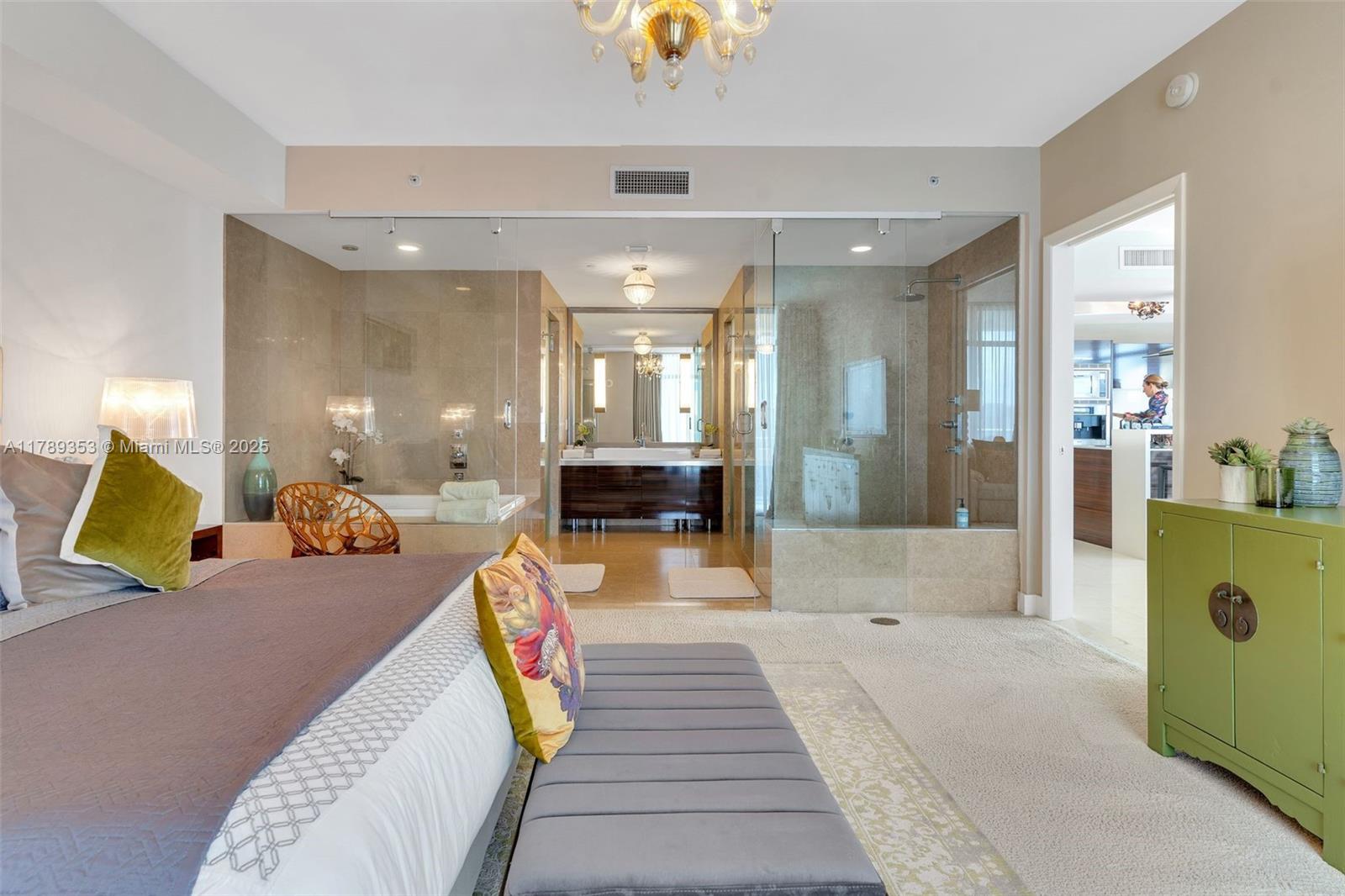 3737 Collins Ave #S-403, Miami Beach FL 33140