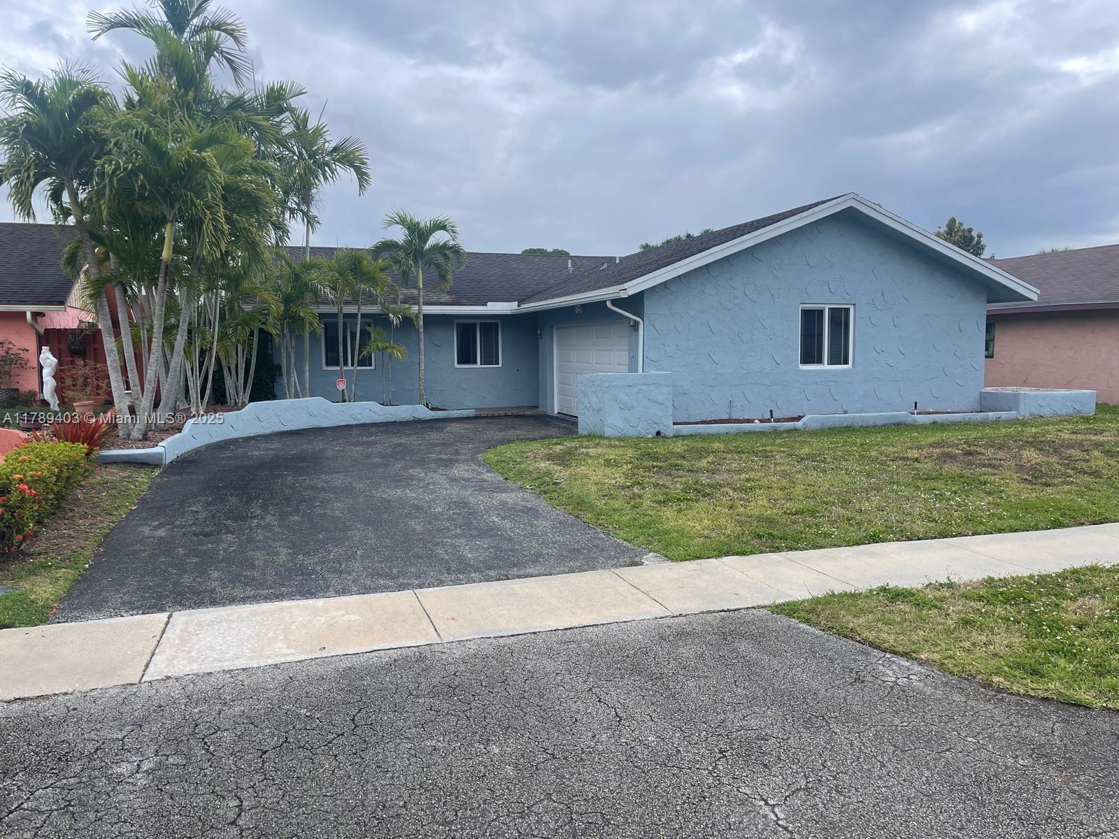 7522 SW 6th St, North Lauderdale, Florida image 1