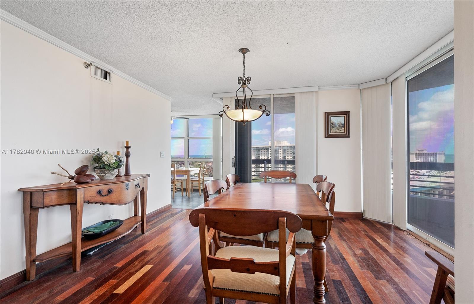 Residential, Aventura, Florida image 18