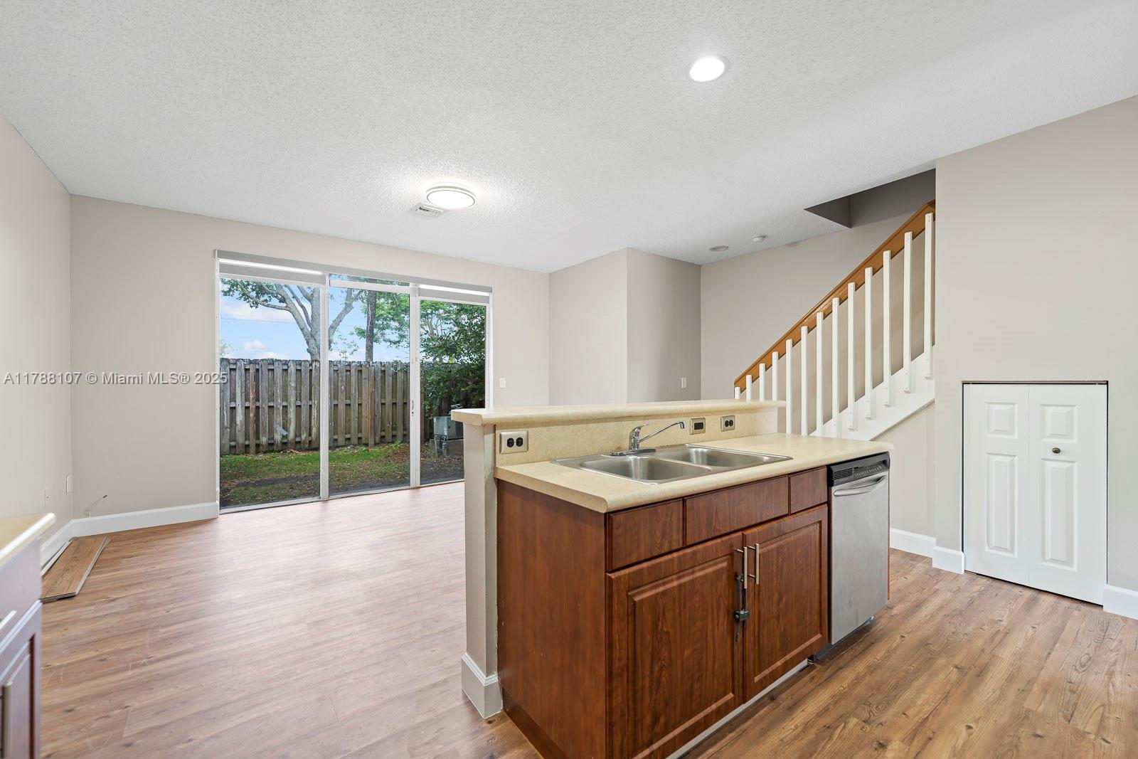 Property photo # 3