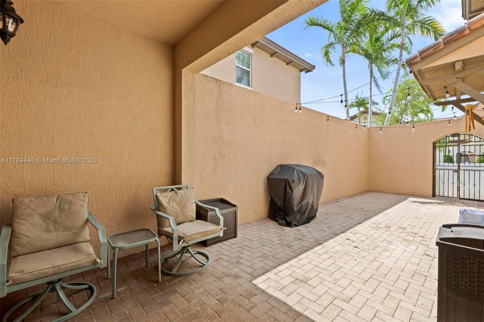 14637 SW 15th St, Pembroke Pines, Florida image 4