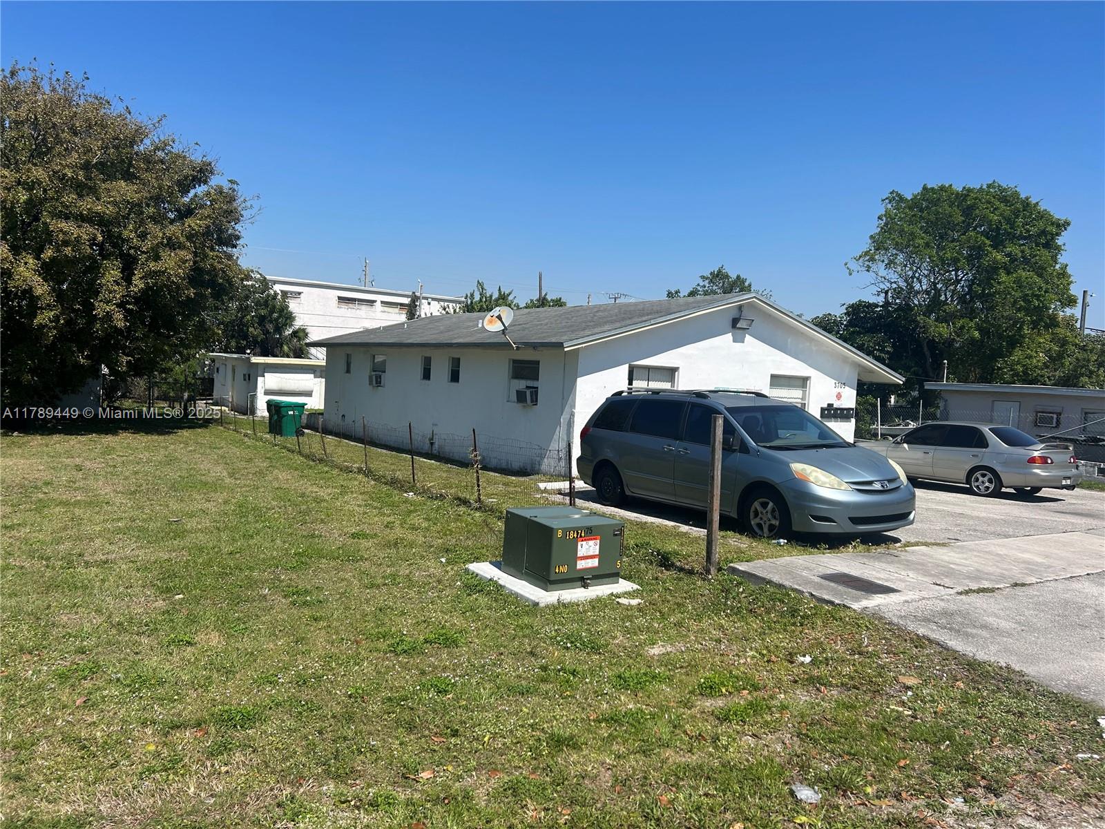 3705 SW 13th Ct, Fort Lauderdale, Florida image 4