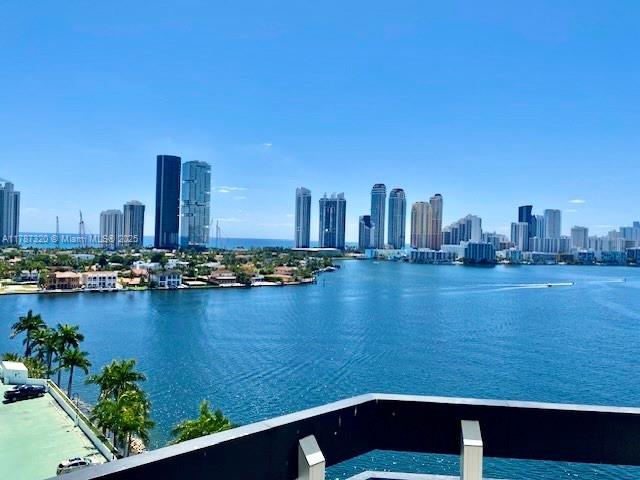 3600 Mystic Pointe Dr #1517, Aventura, Florida image 1