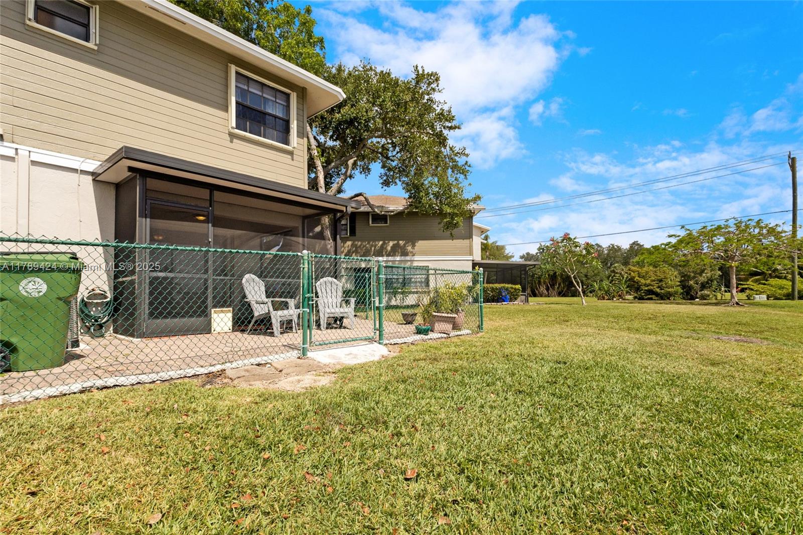 1053 NW 107th Ave, Pembroke Pines, Florida image 48