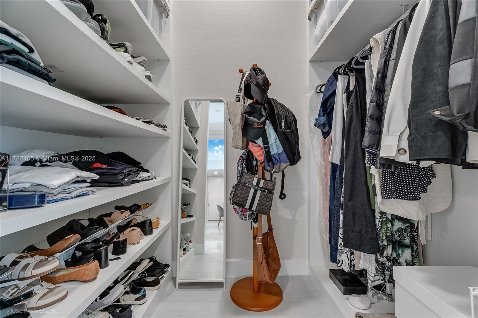 Listing Photo 16
