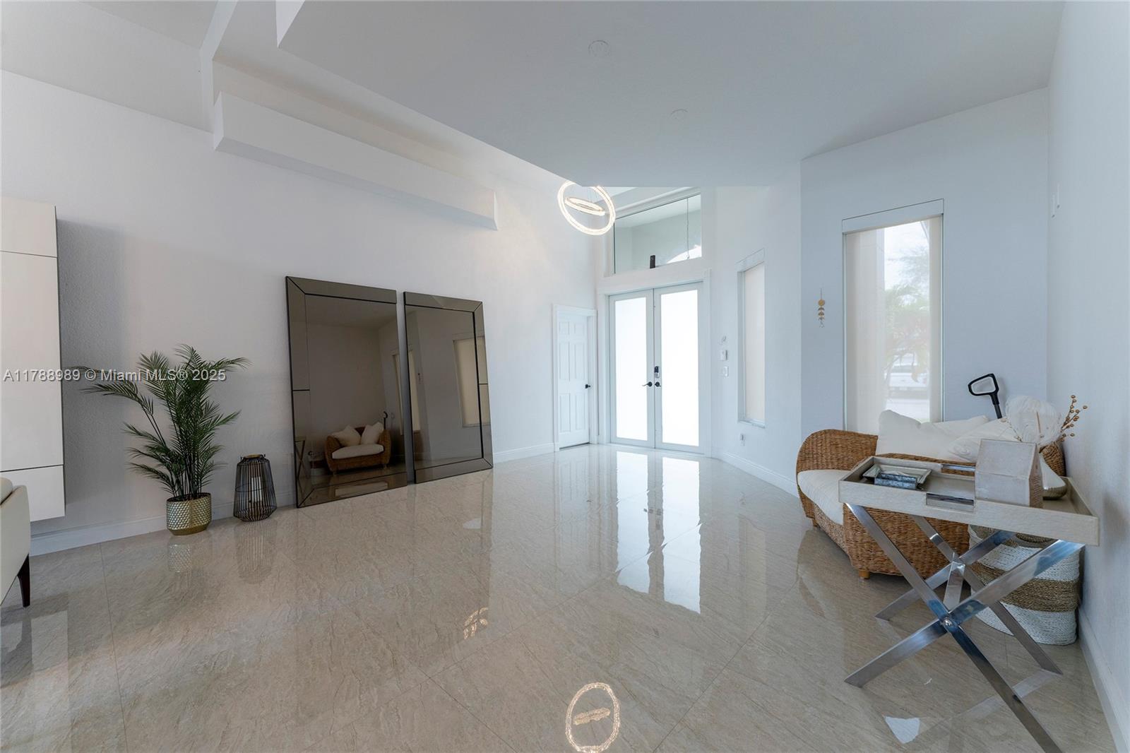 4021 E Lake Estates Dr, Davie, Florida image 13