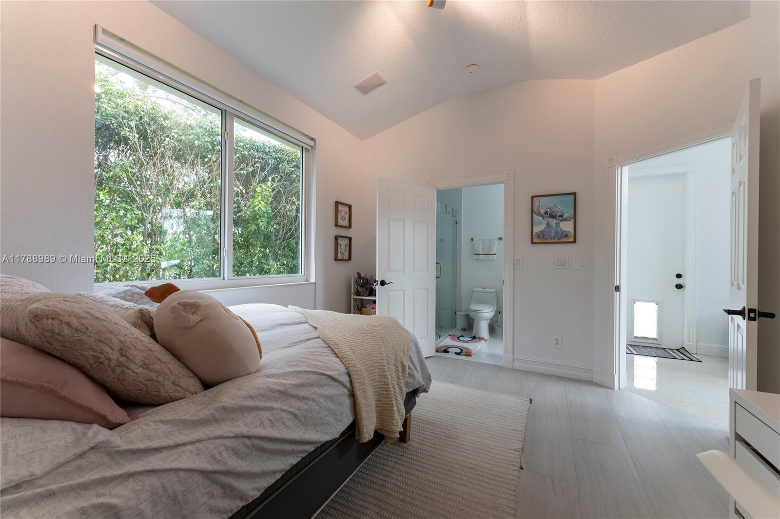 4021 E Lake Estates Dr, Davie, Florida image 17