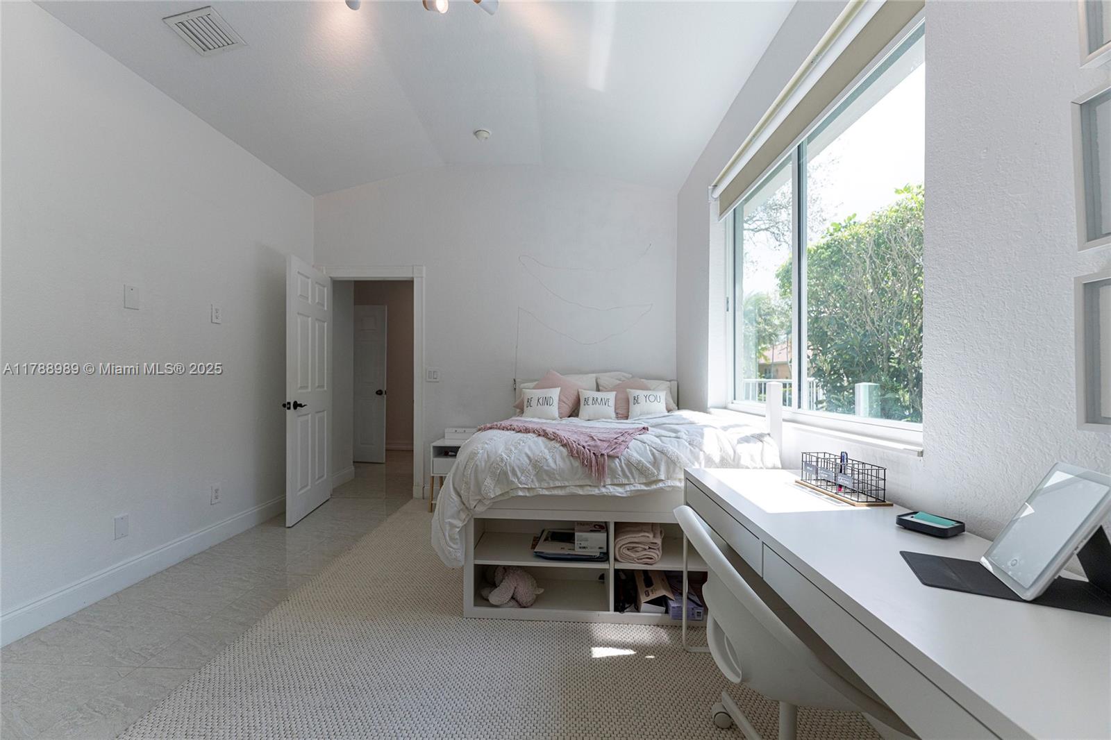 4021 E Lake Estates Dr, Davie, Florida image 26