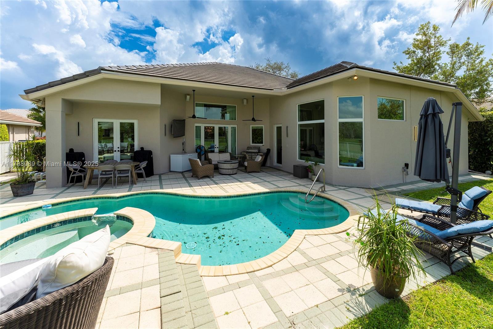 4021 E Lake Estates Dr, Davie, Florida image 33