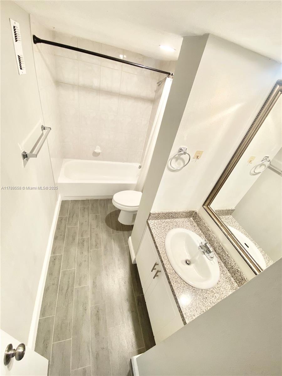 Property photo # 8