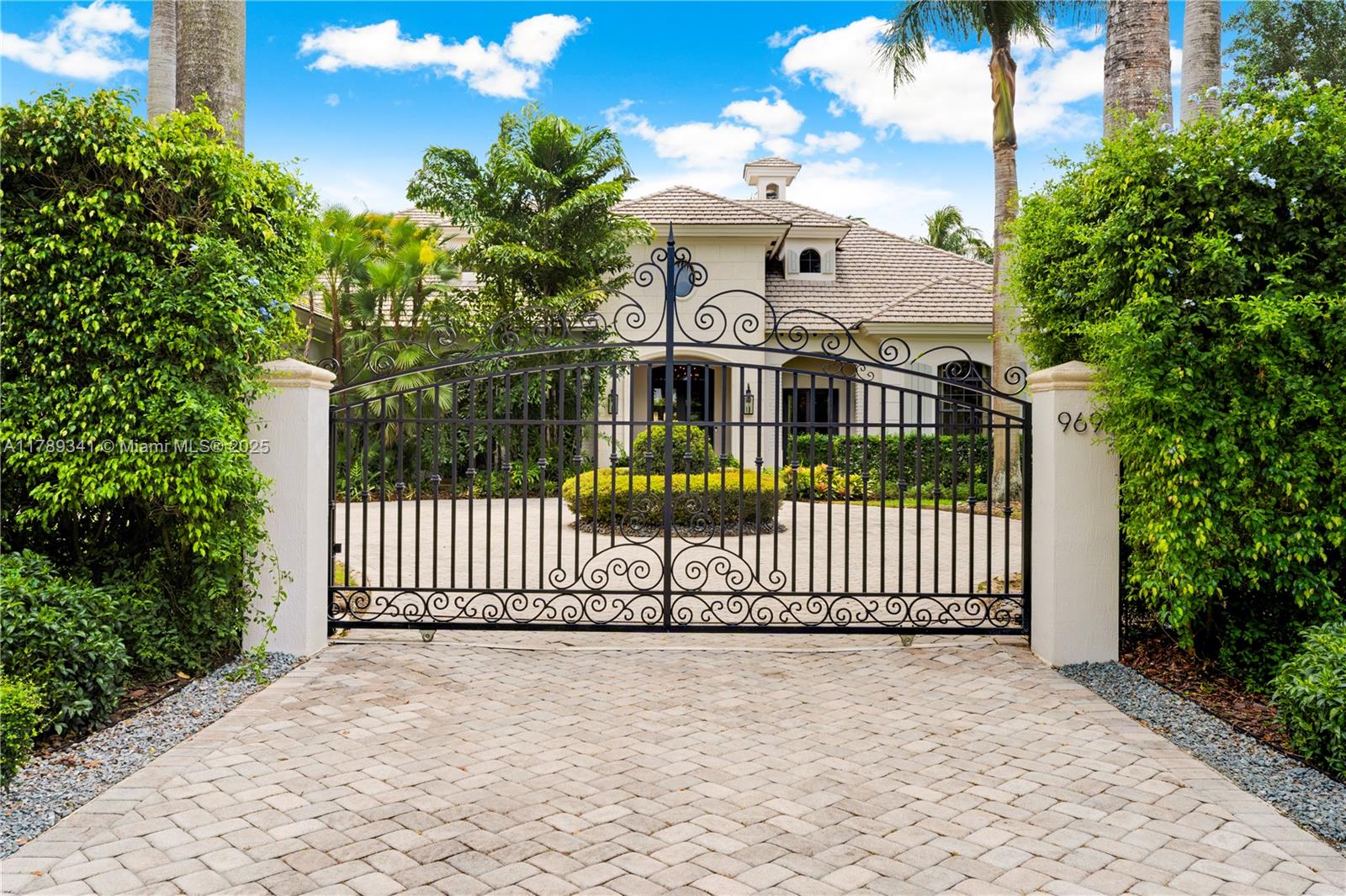 9690 SW 120th St  For Sale A11789341, FL