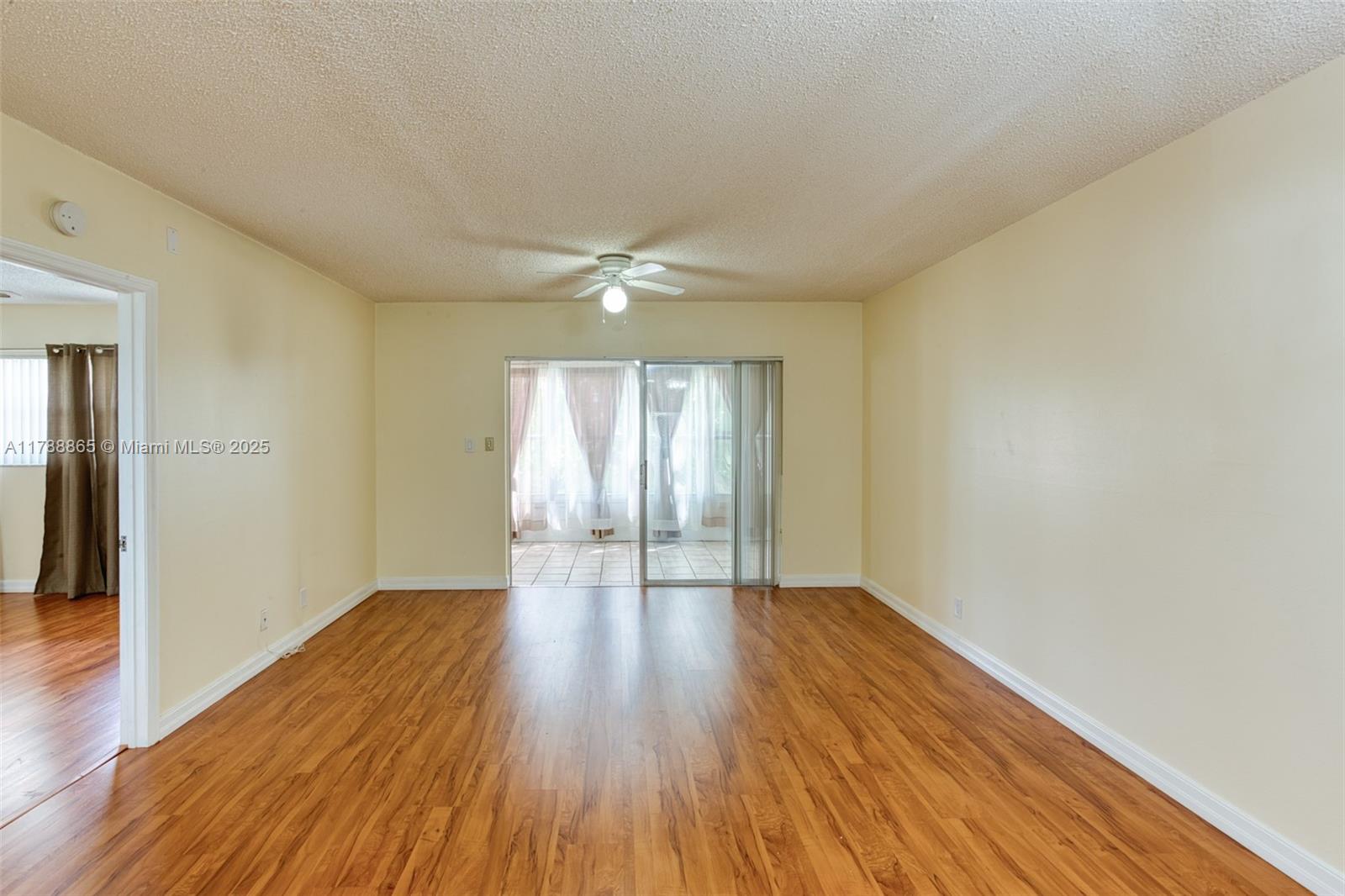 1005 Country Club Dr #408, Margate, Florida image 2