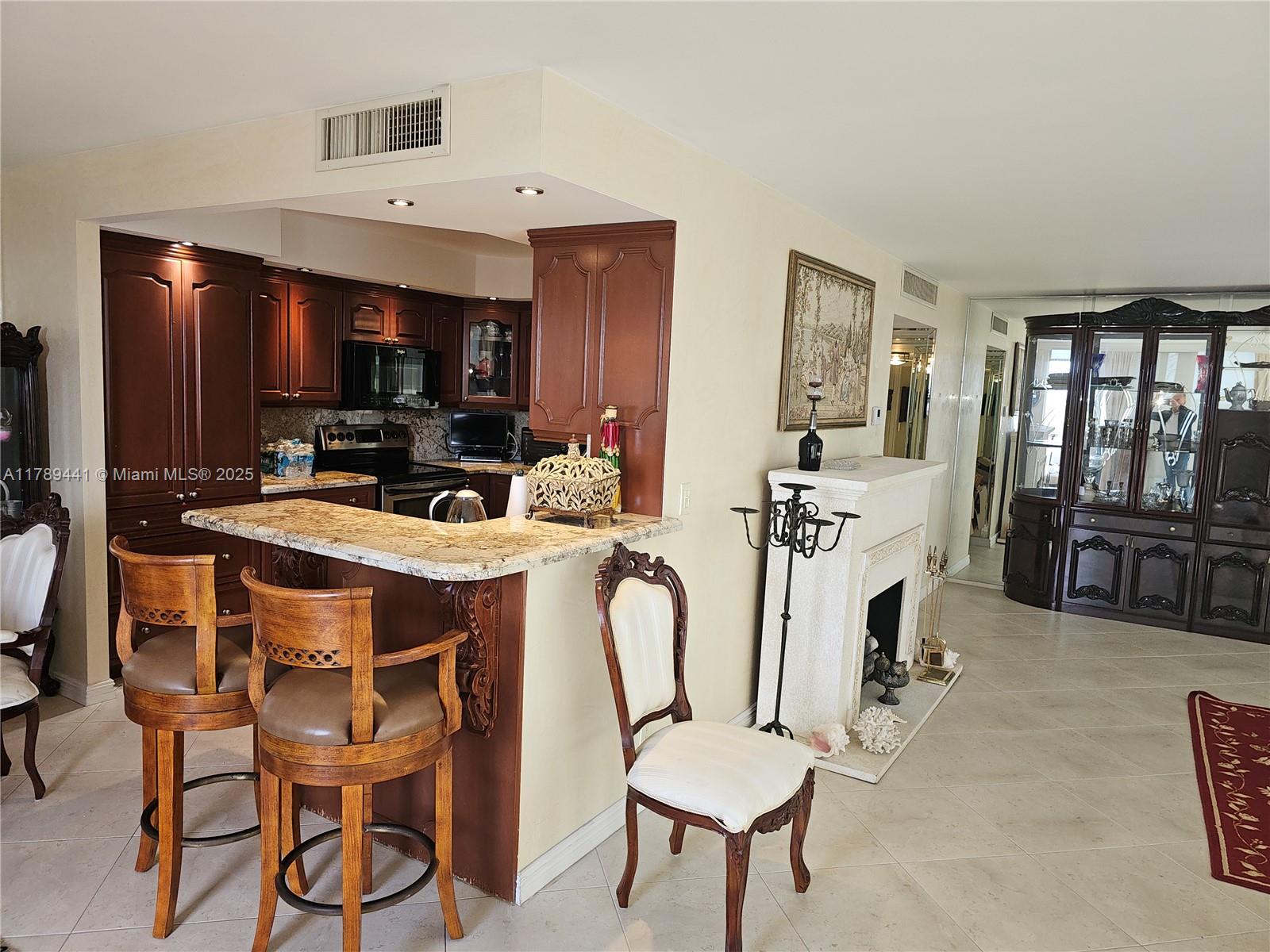 2049 S Ocean Dr #PH1, Hallandale Beach, Florida image 15