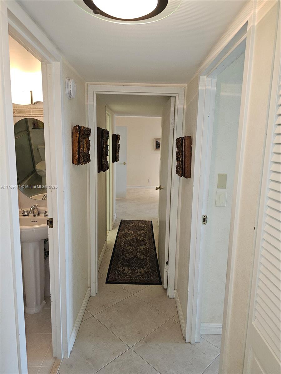 2049 S Ocean Dr #PH1, Hallandale Beach, Florida image 22